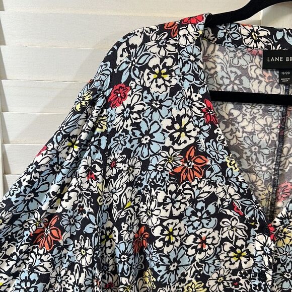 Lane Bryant Top Size 18/20  No-Peek Button Front Lace - Picture 6 of 14